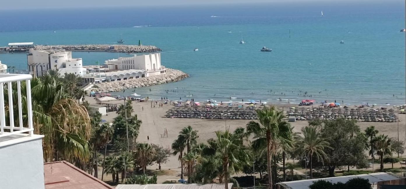 Puerto Marina, Apartamento Frente Al Mar Benalmadena Luaran gambar